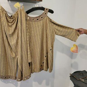 Donna Vincci Plus Size 2--pc cold shoulder gold lame formal capris pantsuit 2x